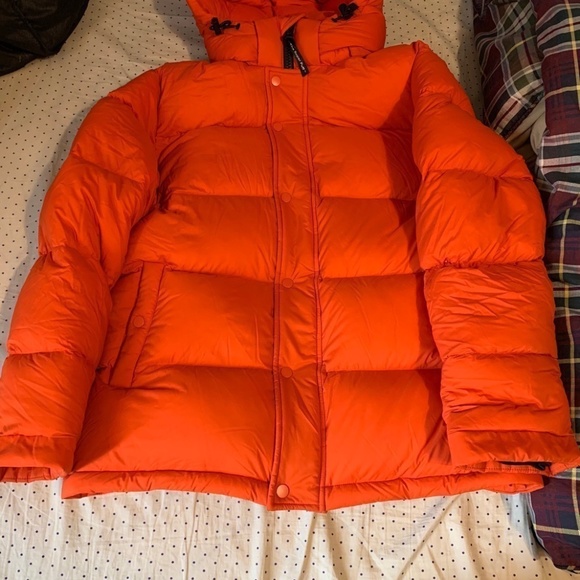 Aritzia Tna Mr. Super Puff - Picture 2 of 8